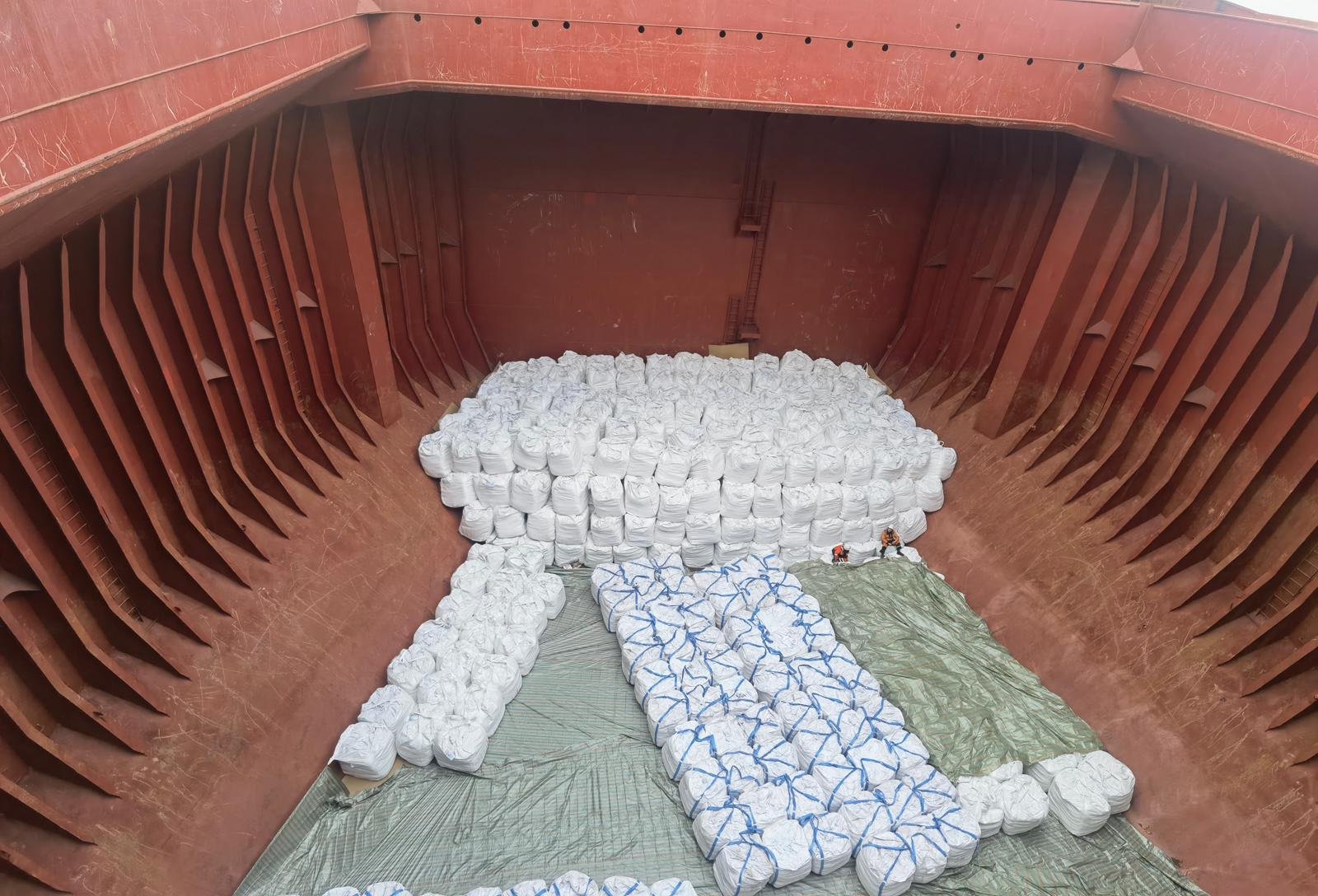 ISP CropScience Bulk Fertilizer Vessel Loading